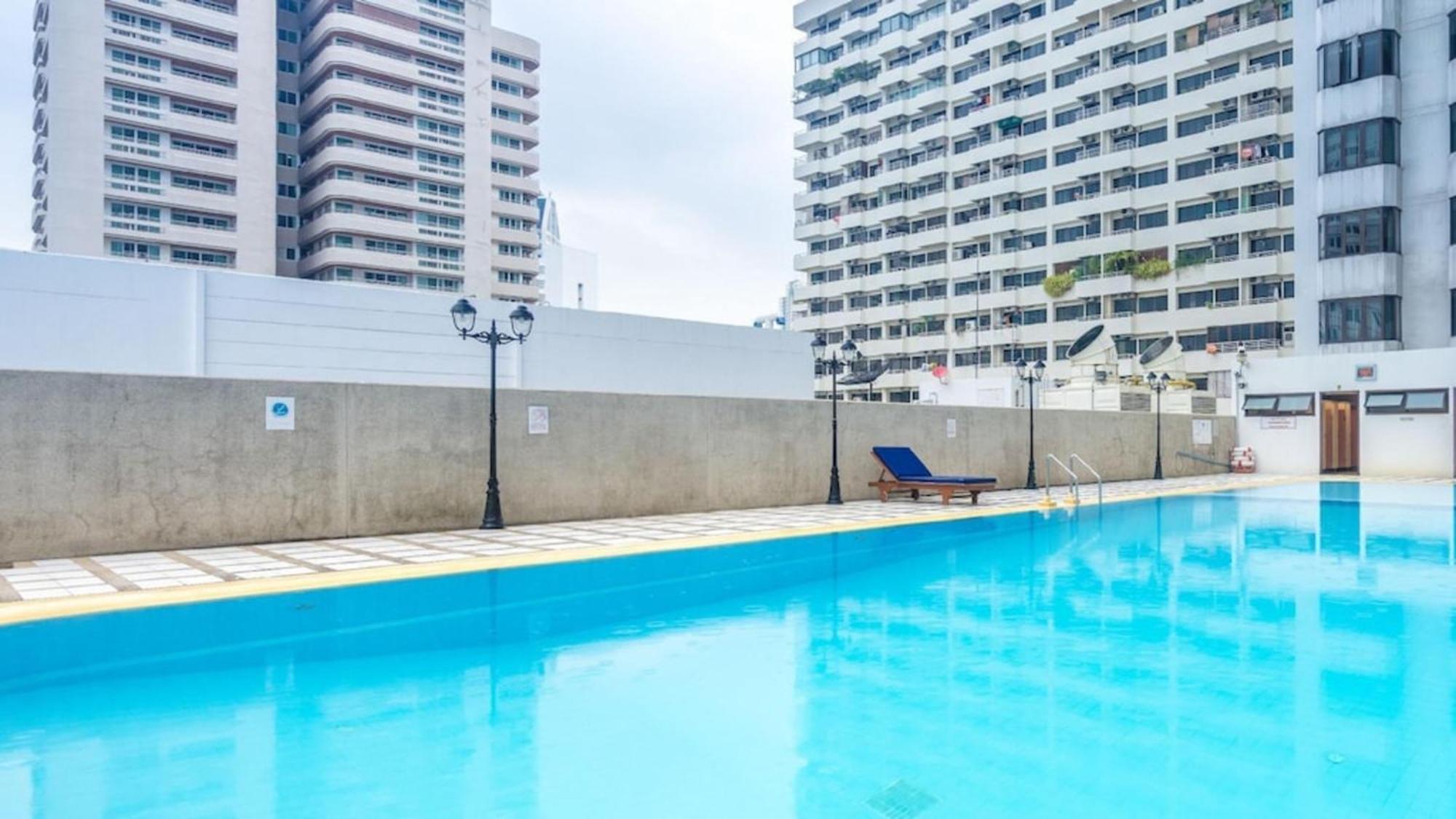 Omni Tower Sukhumvit Soi 4 Direct Apartment Банкок Екстериор снимка