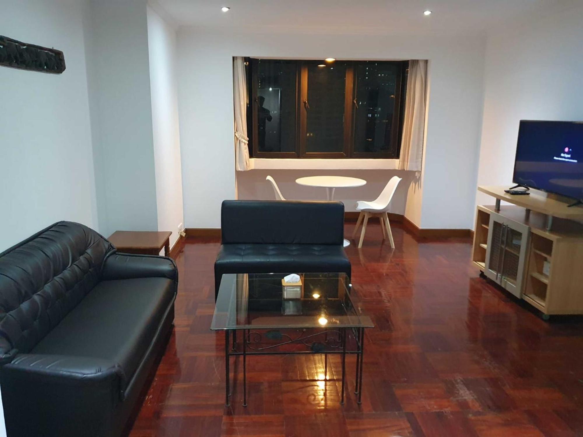 Omni Tower Sukhumvit Soi 4 Direct Apartment Банкок Екстериор снимка