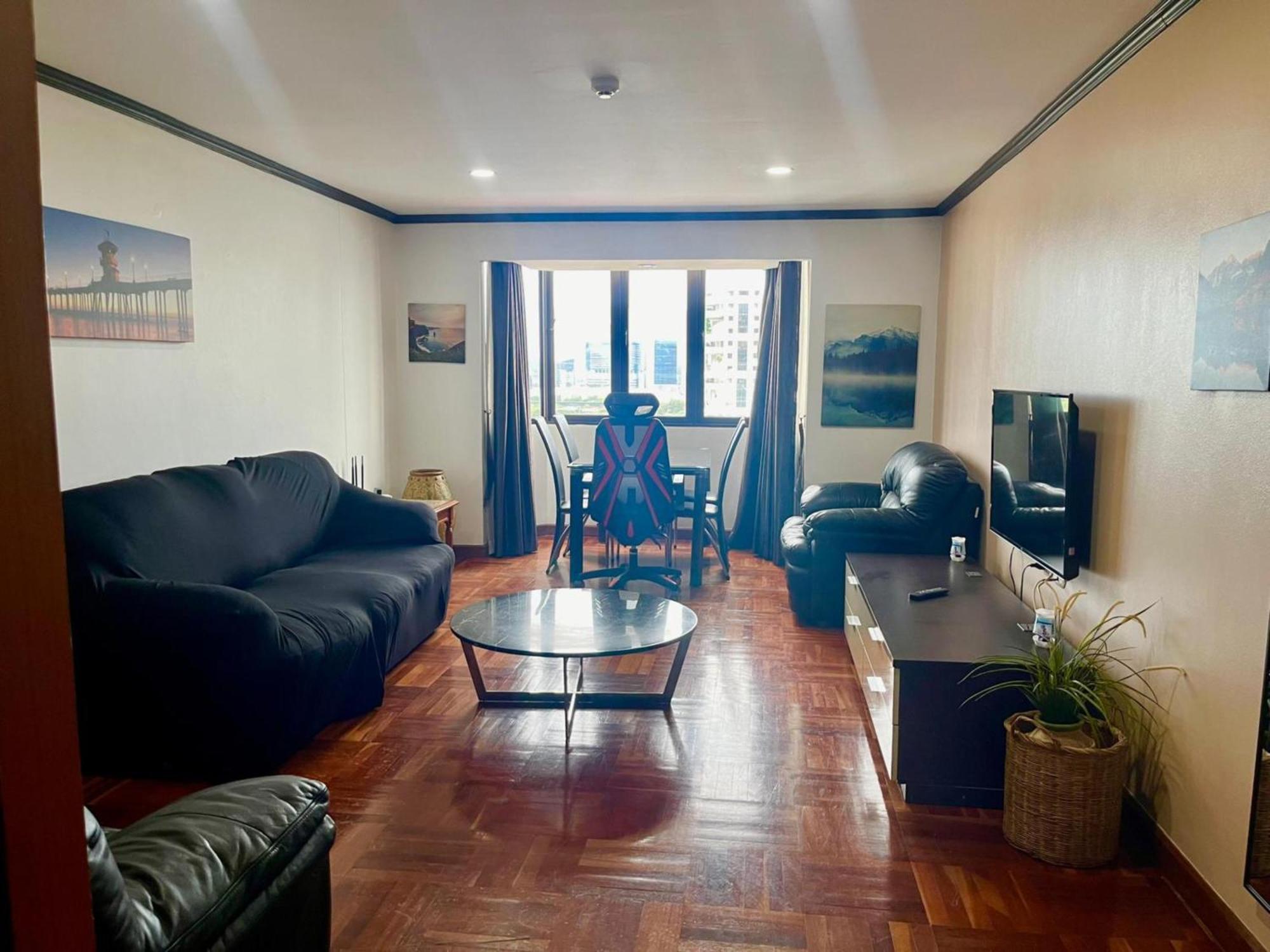 Omni Tower Sukhumvit Soi 4 Direct Apartment Банкок Екстериор снимка